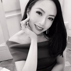 Meet your Posher, Angie